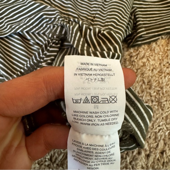 JCrew Green and White Striped Top | Tee | Cropped Tee Size Medium - Picture 6 of 13